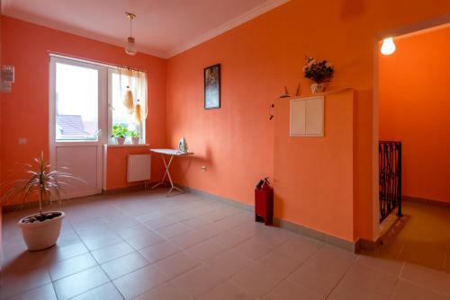 Hostal Bukhta ?5 Guest House