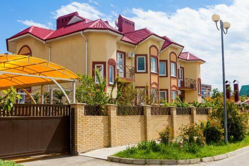 Hostal Bukhta ?5 Guest House
