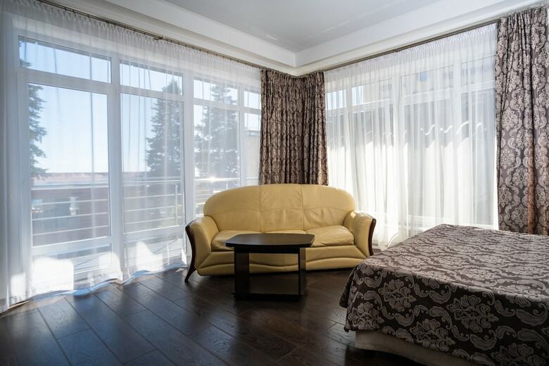 Hostal Piano Guesthouse