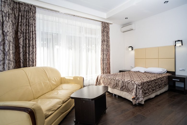 Hostal Piano Guesthouse