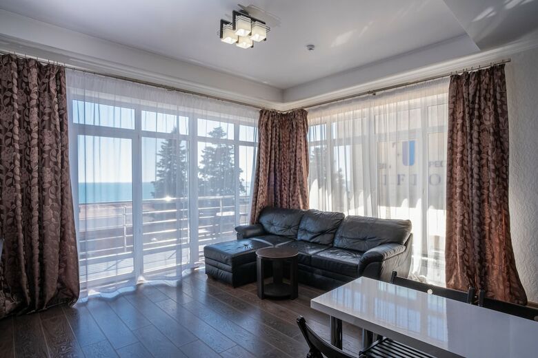 Hostal Piano Guesthouse