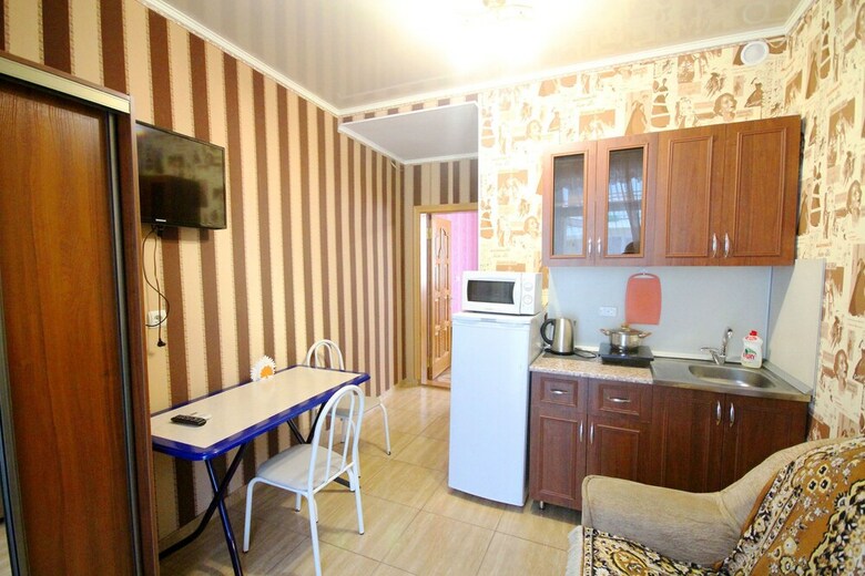 Hostal Saratov Guest House