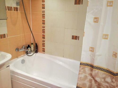 Apartment Ulitsa Malysheva 84