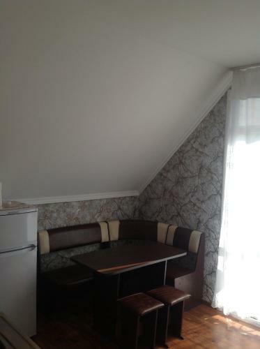 Hostal Vera Guest House