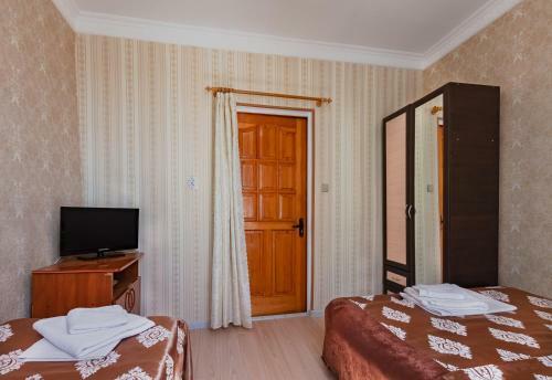 Hostal Aelita Guest House