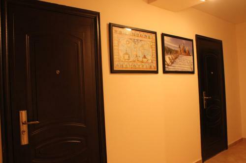 Hostal Guest House Na Mamayke +