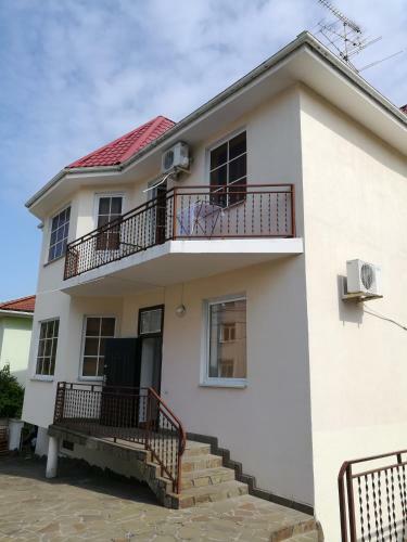 Hostal Guest House Na Mamayke +