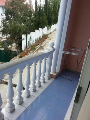 Hostal Nikos Guest House