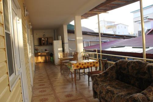 Hostal Alin Guest House
