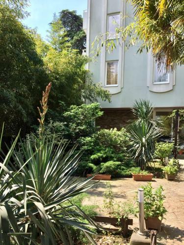 Hostal Guest House Na Korotkoy