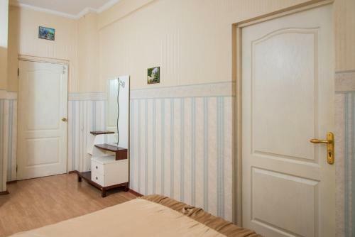 Apartment Nikolaeva 5