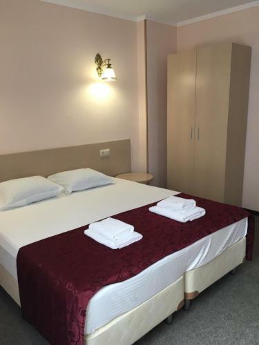 Hostal Amaliya Guest House
