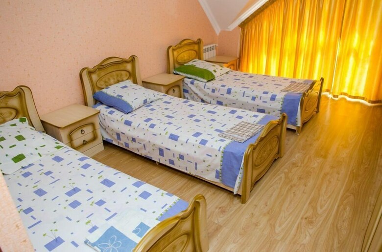 Hostal Alisa Guest House
