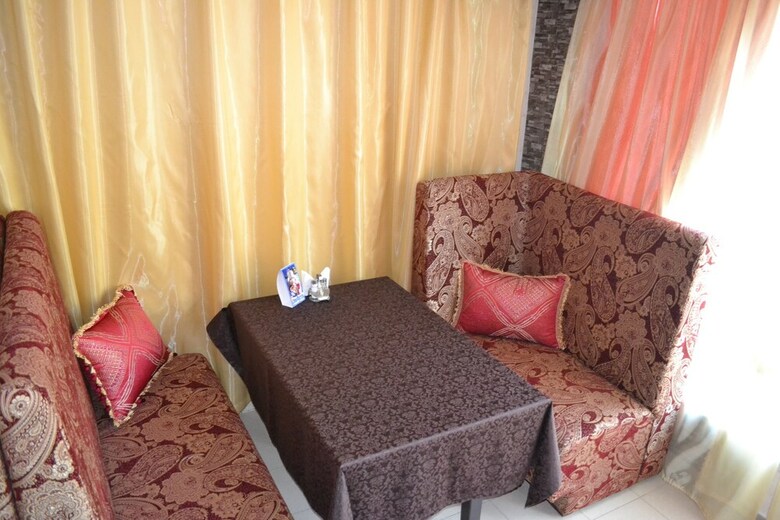 Hostal Alisa Guest House