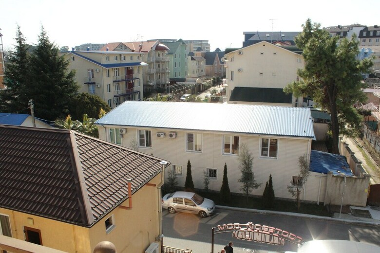 Hostal Alisa Guest House