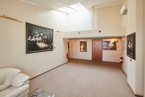 Galereya Hotel