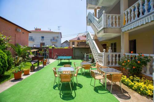 Hostal Guest House Yana