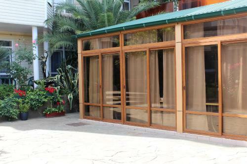 Hostal Guest House Sarissa