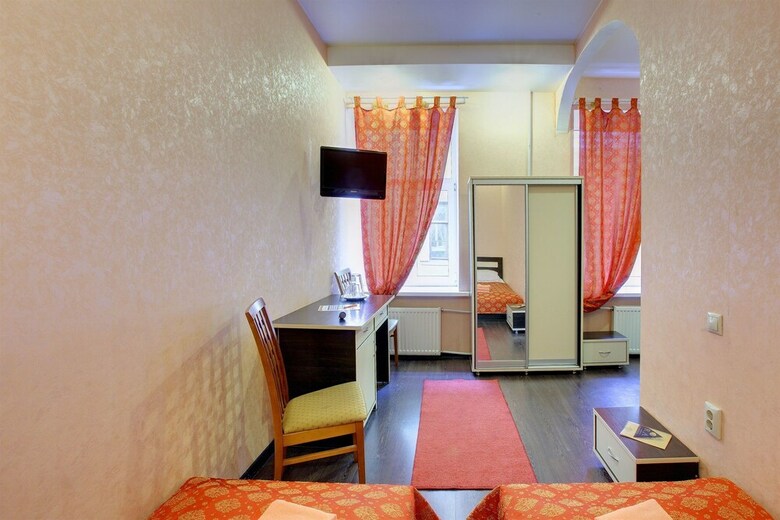 Hotel Ra Nevsky 102