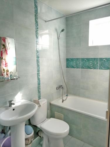 Hostal Lime Guest House