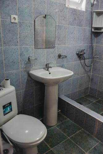 Hostal Guest House Lenina 100