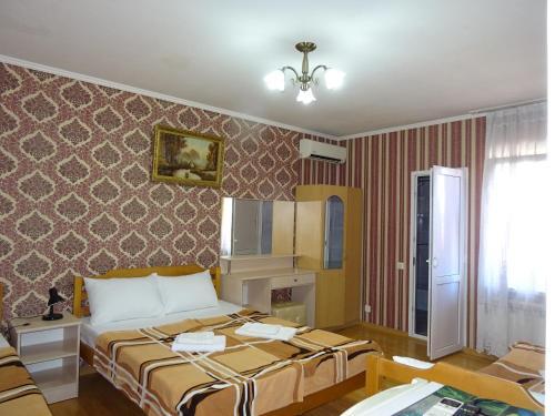 Hostal Guest House Lenina 100