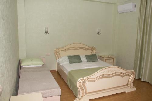 Hostal Hotel ?ometa 1