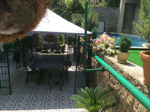 Hostal Guest House Karina