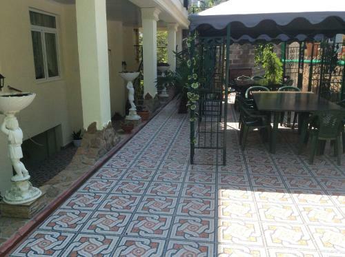 Hostal Guest House Karina