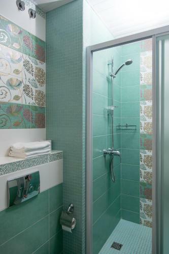 Bed & Breakfast Guest Rooms And Apartments Grifon