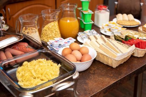 Bed & Breakfast Guest Rooms And Apartments Grifon