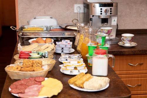 Bed & Breakfast Guest Rooms And Apartments Grifon