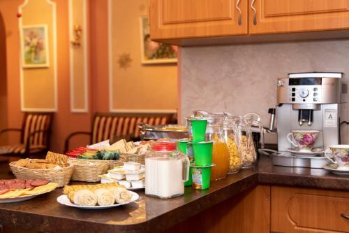 Bed & Breakfast Guest Rooms And Apartments Grifon