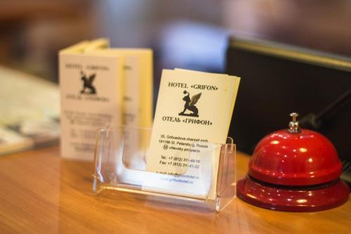 Bed & Breakfast Guest Rooms And Apartments Grifon