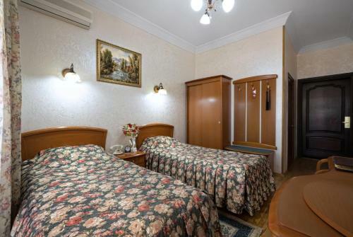Chebotarev Hotel