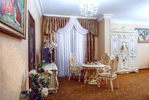 Chebotarev Hotel