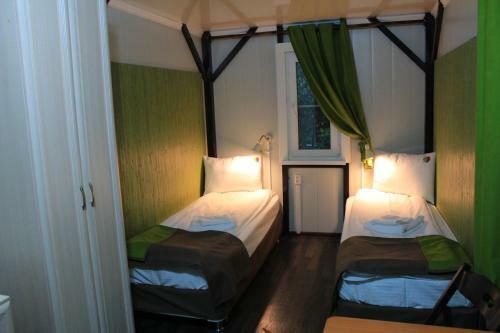 Hostal Bamboo Khutor Guest House