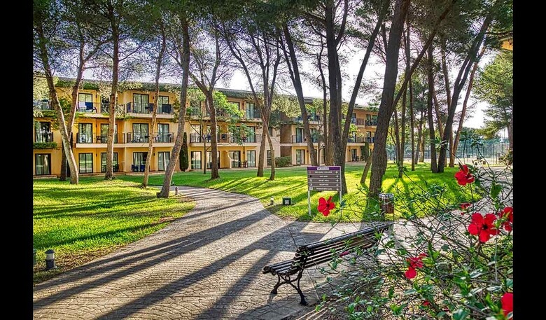 Caprice Vell Mar� Hotel & Resort