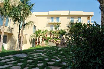 Sant'alphio Palace Hotel
