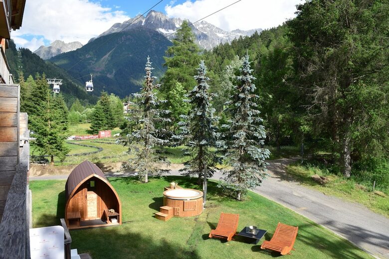 Hotel Garn� Pegr�