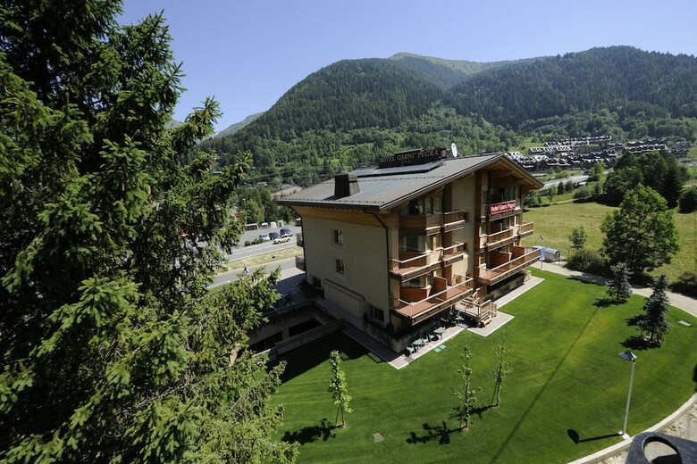 Hotel Garn� Pegr�