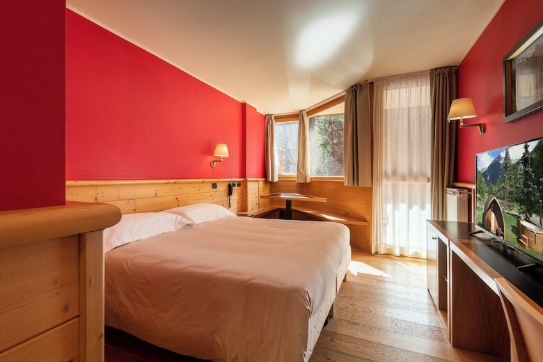 Hotel Garn� Pegr�