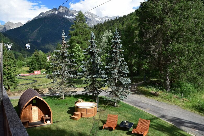 Hotel Garn� Pegr�