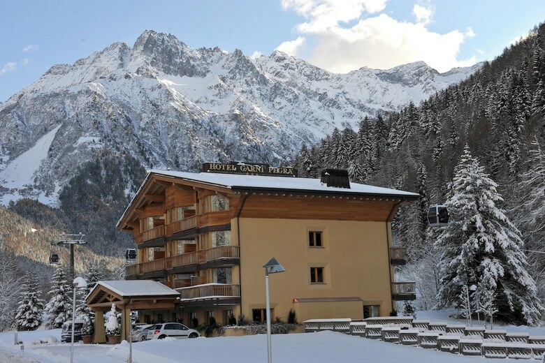Hotel Garn� Pegr�