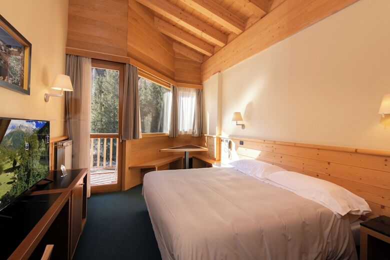 Hotel Garn� Pegr�