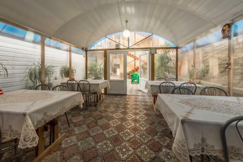 Hostal Narton Guest House