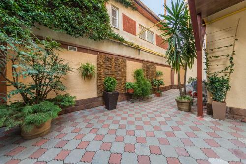 Hostal Narton Guest House