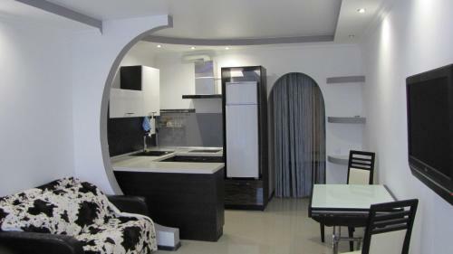 Apartment Versal' 6y Etazh