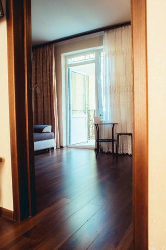 Hostal Guest House Larisa