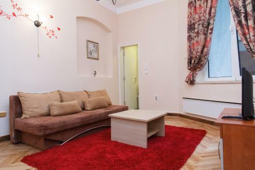 Stay In Apartments